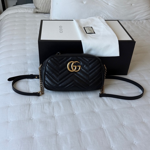 Gucci Marmont Small Camera Quilted Leather Shoulder Bag Purse Black - Picture 7 of 15
